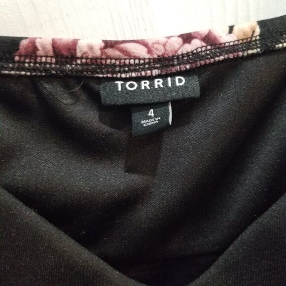 Torrid black pink floral dressy tank size 4x plus size career office work - Picture 3 of 5